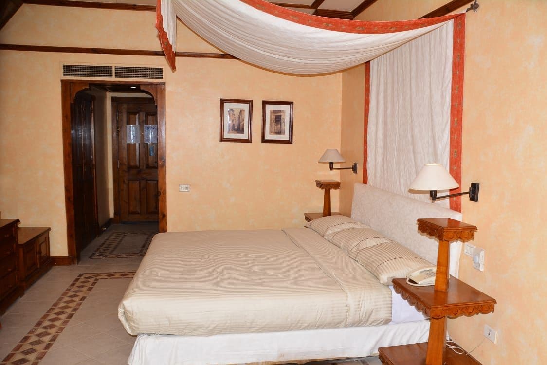 rooms-family-room