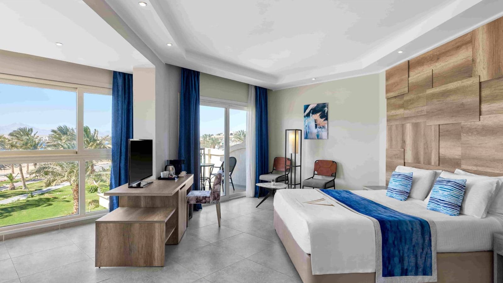 rooms-the-panoramic-suite-sea-view