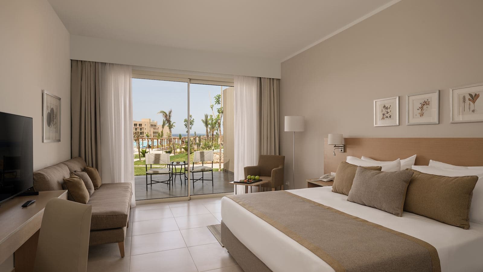 rooms-superior-pool