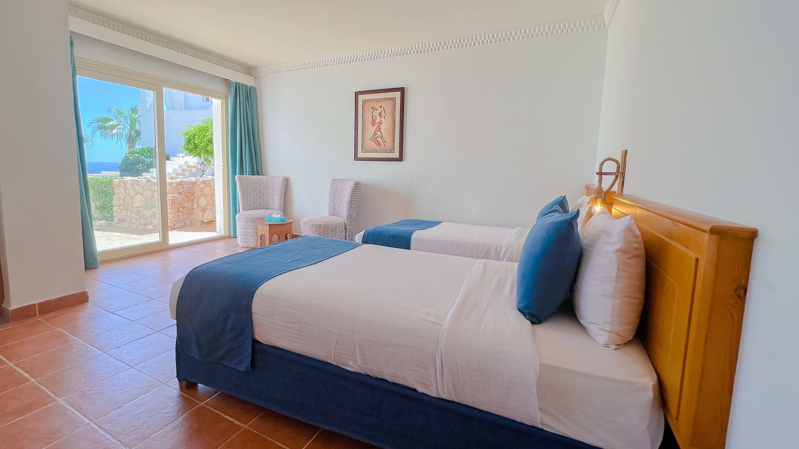 rooms-family-room