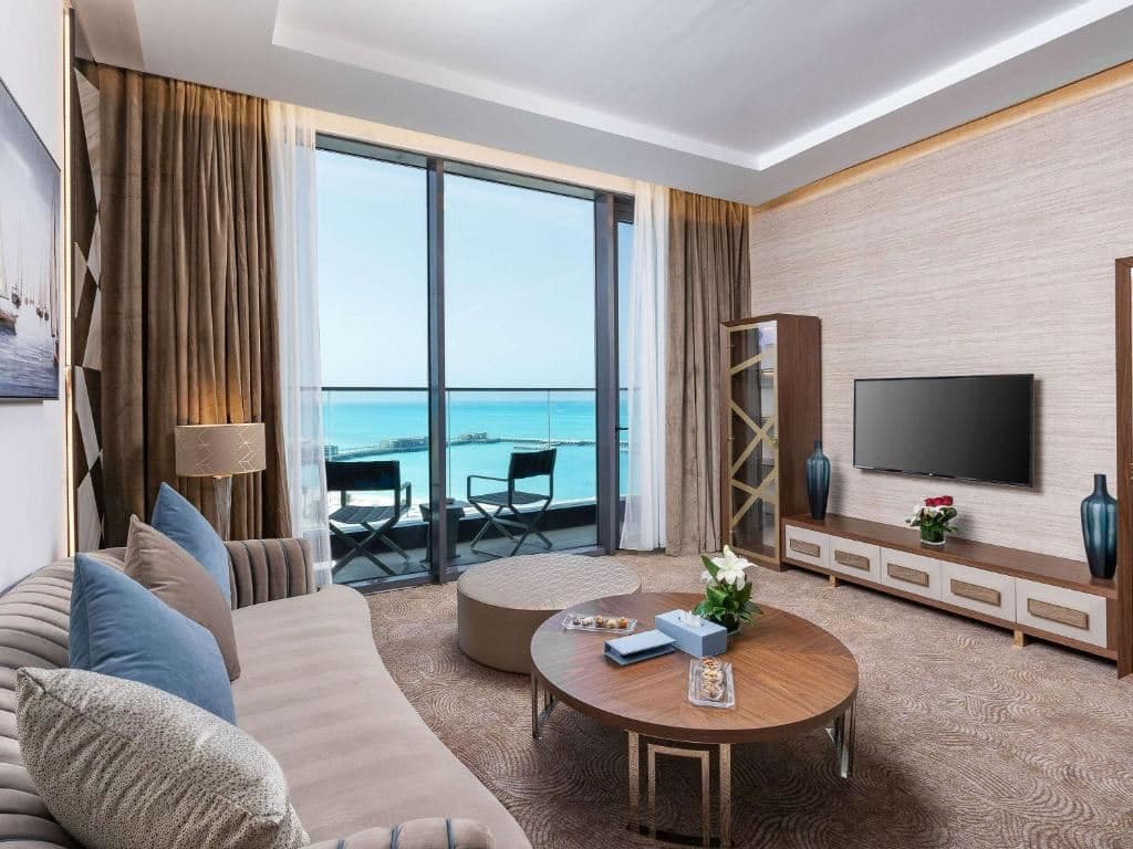 rooms-deluxe-suite