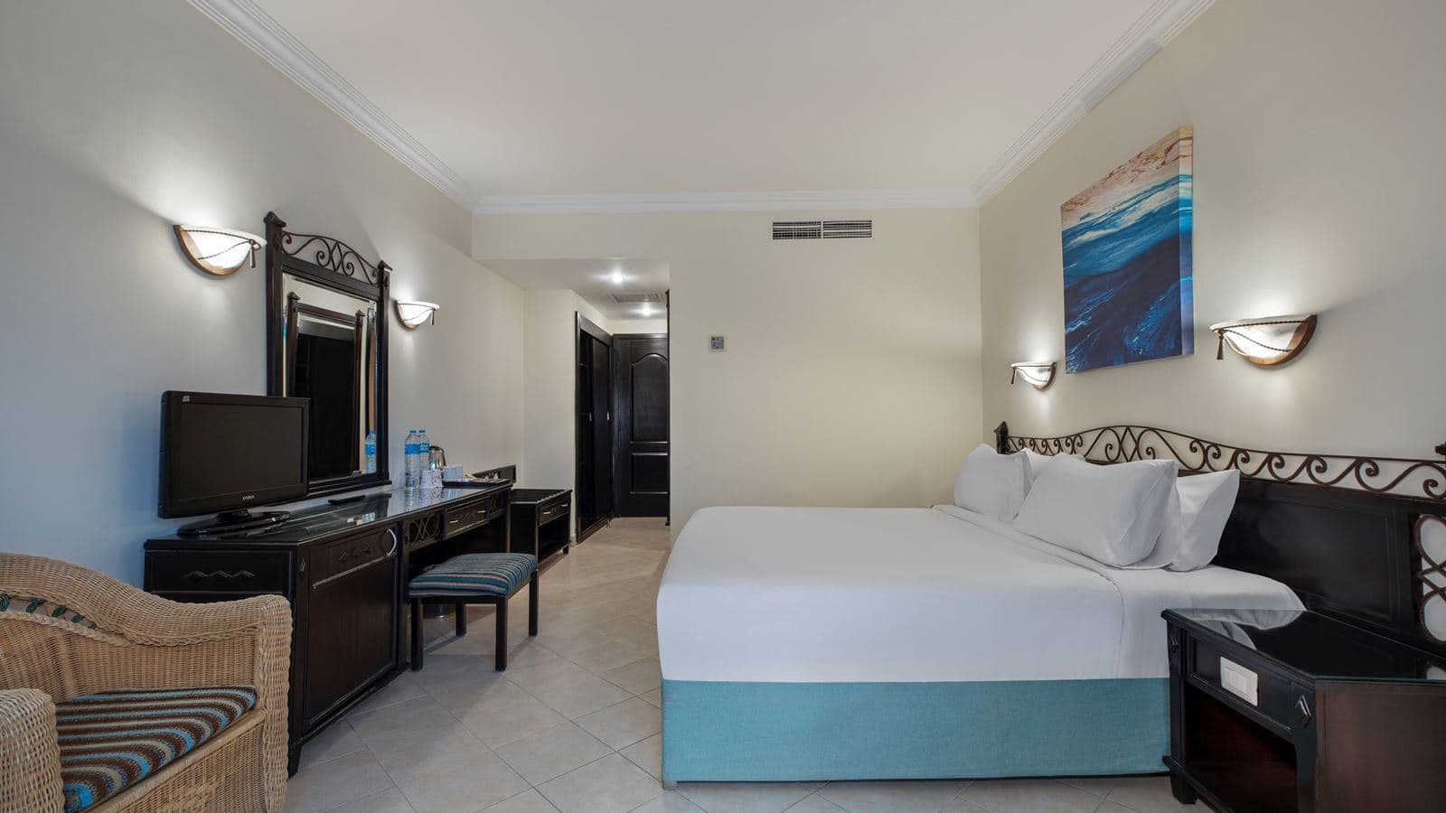 rooms-deluxe-side-sea-view
