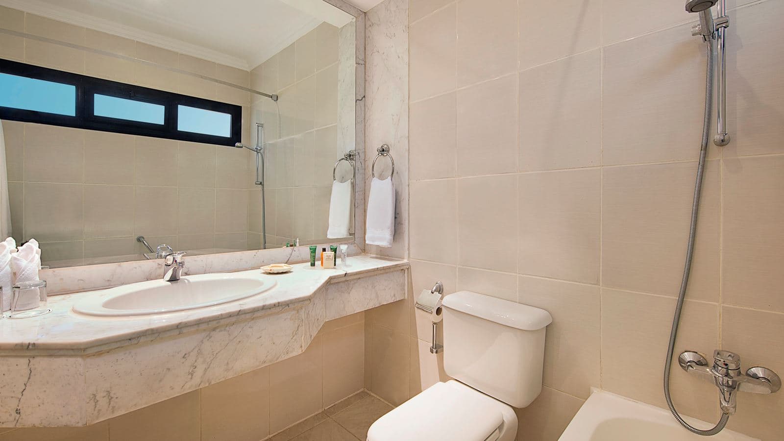 rooms-junior-suite