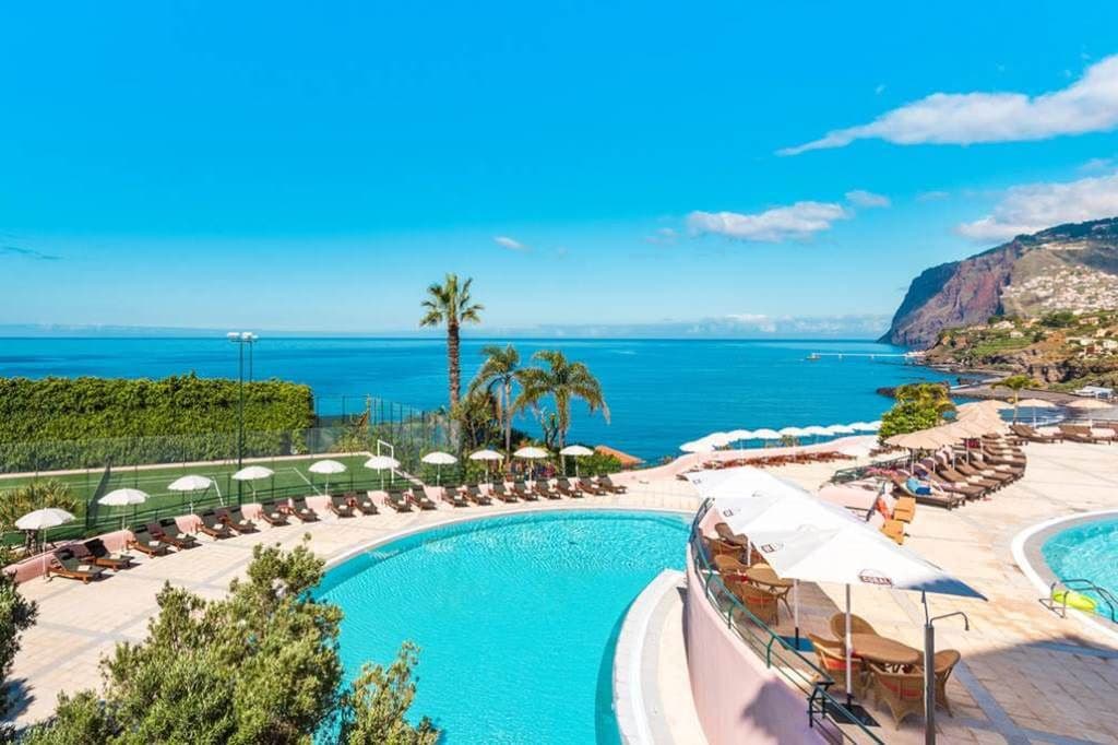 pools-outdoor-pool