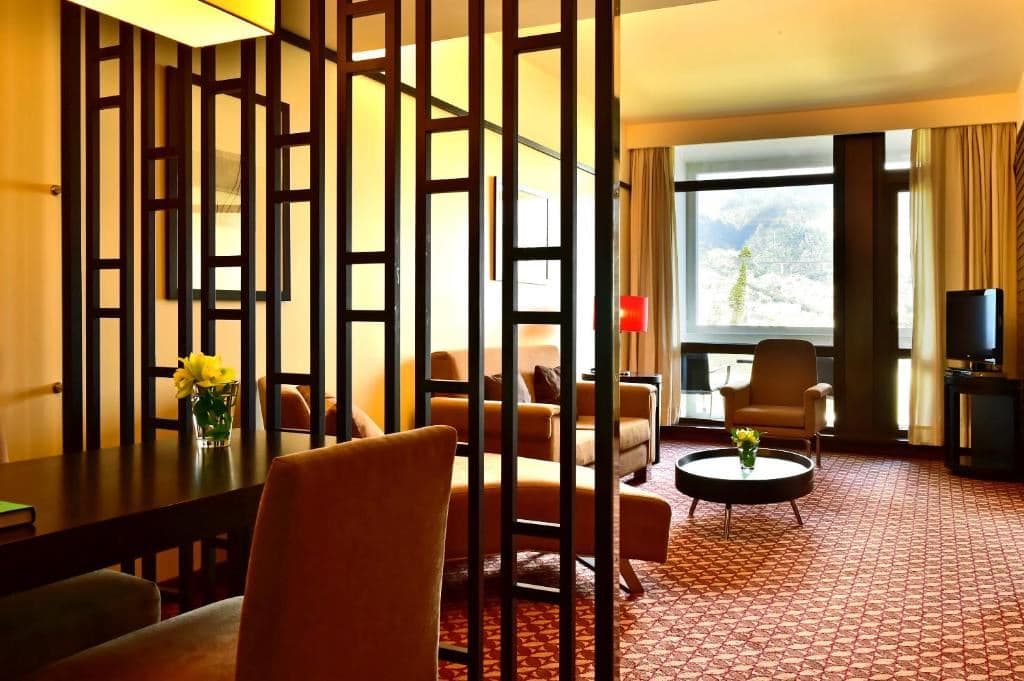 rooms-suite