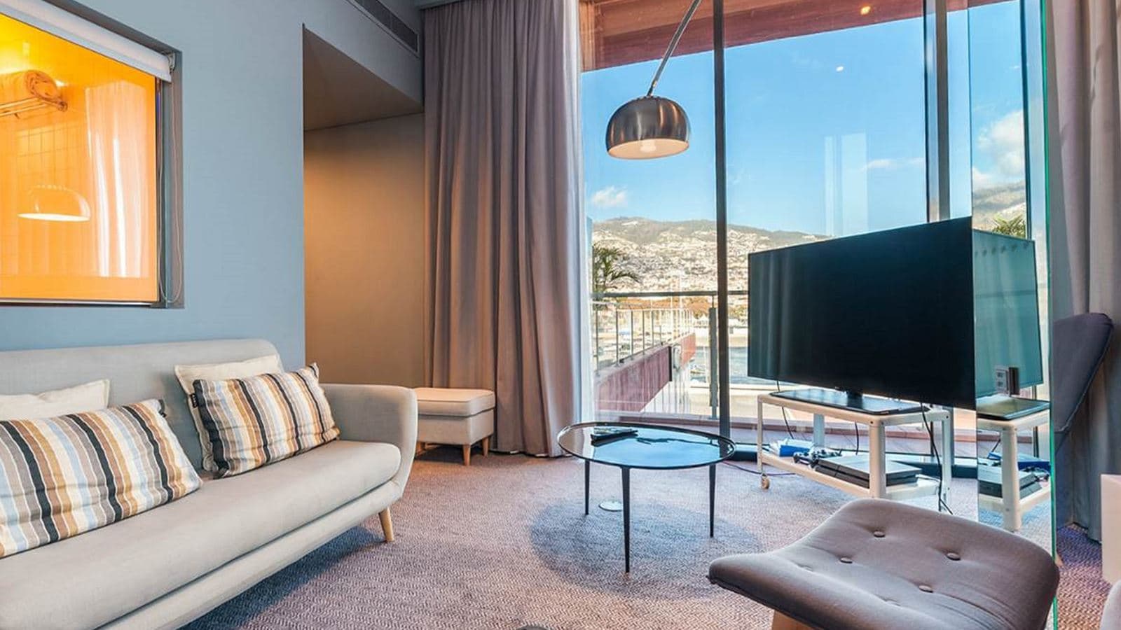 rooms-cr7-suite