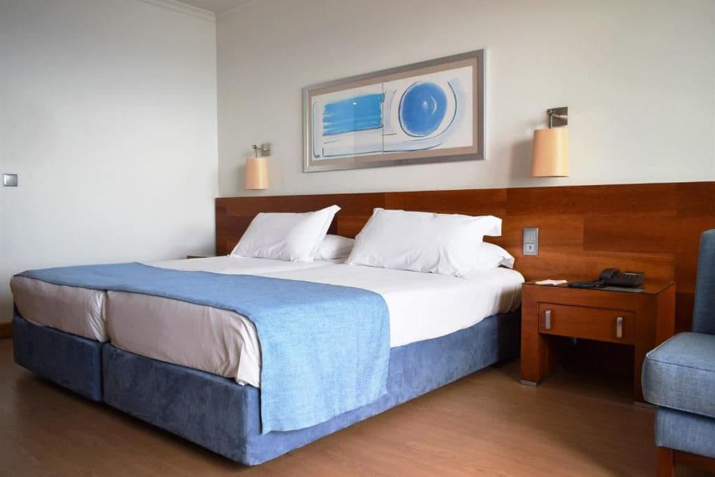 rooms-classic-sea-view-twin-room
