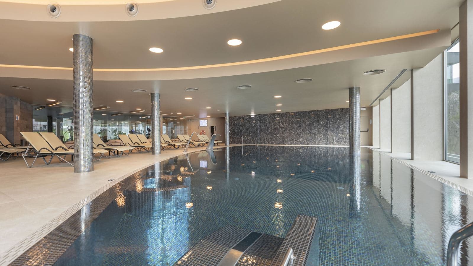 pools-indoor-pool
