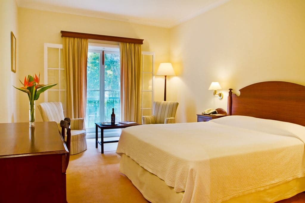 rooms-fd--dbl-deluxe-with-balcony