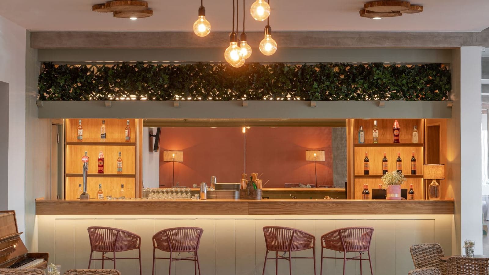 bars-terrace-bar