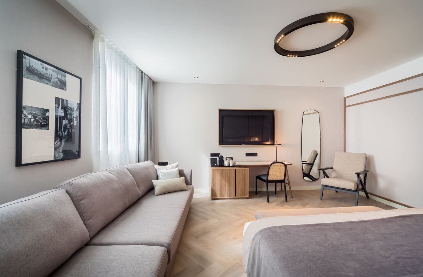 rooms-family-room