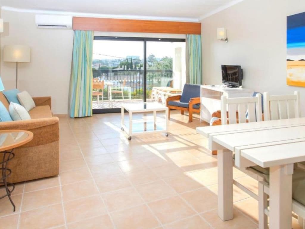 rooms-a1--apt-1-garden