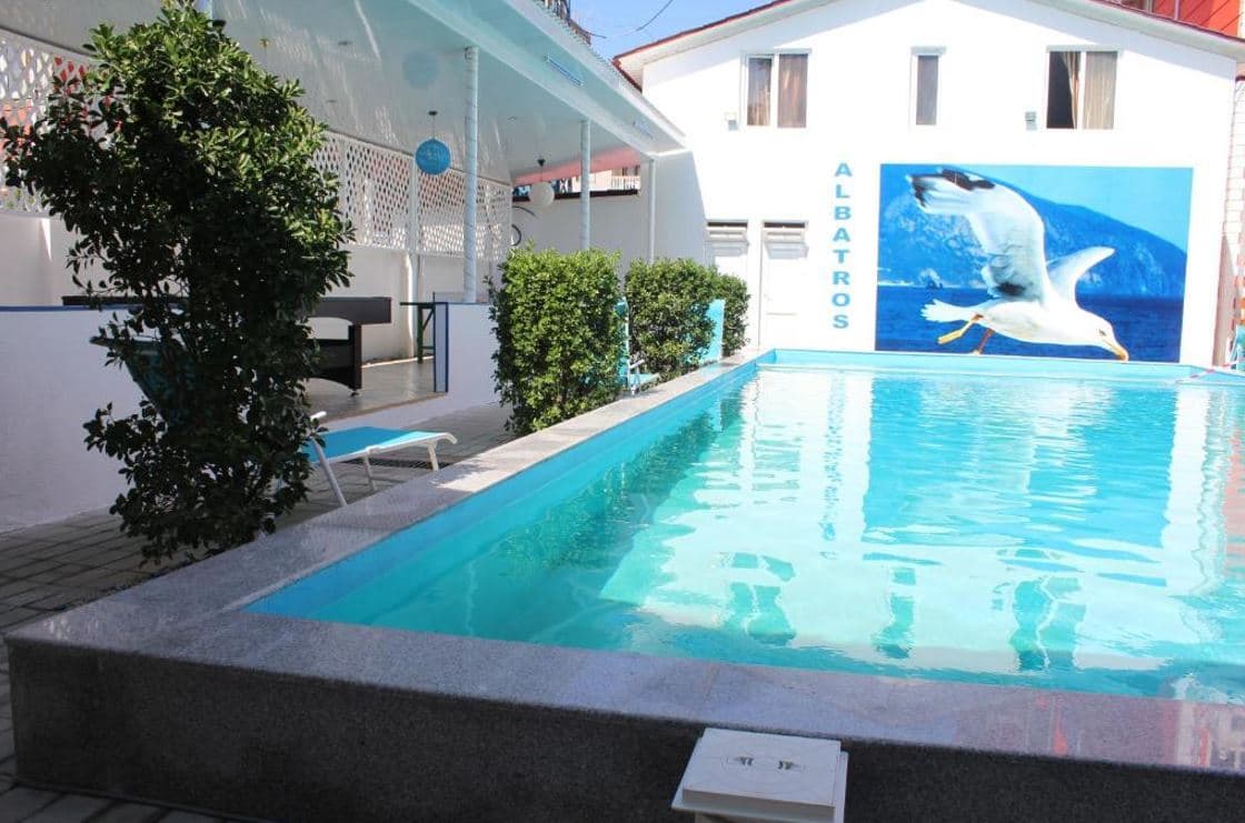 pools-outdoor-pool