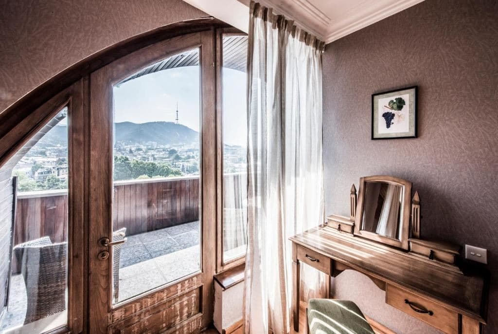 rooms-apartments