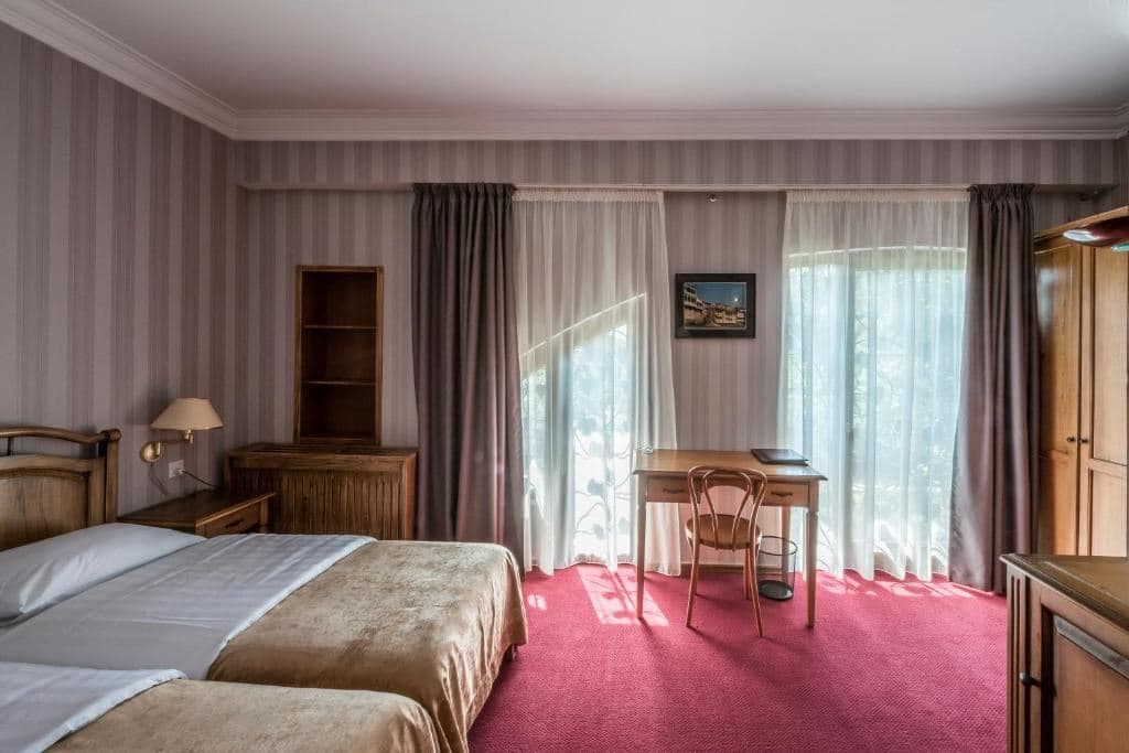 rooms-room-standard-twindbl