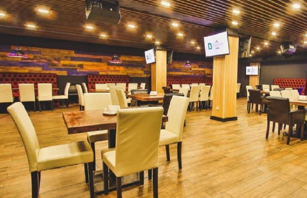 restaurants-restaurant