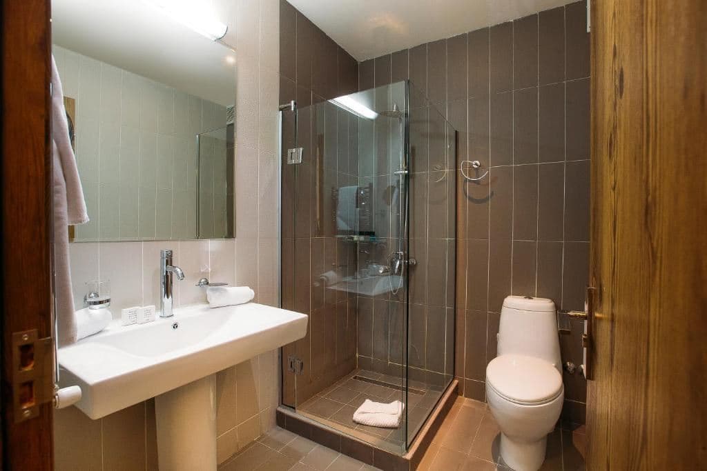 rooms-room-standard-double
