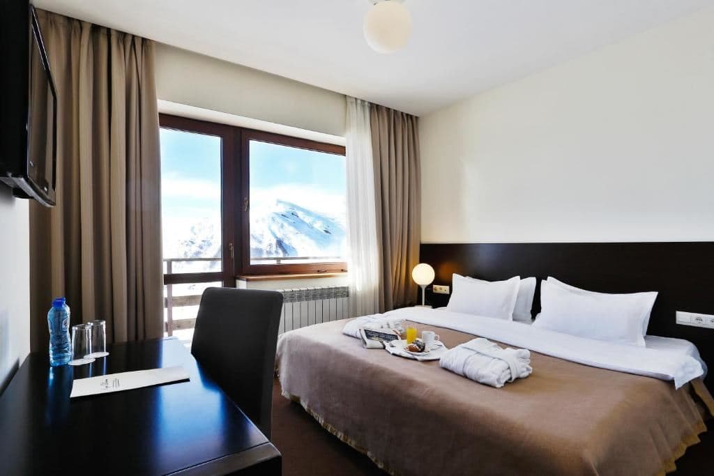 rooms-room-standard-double-with-balcony