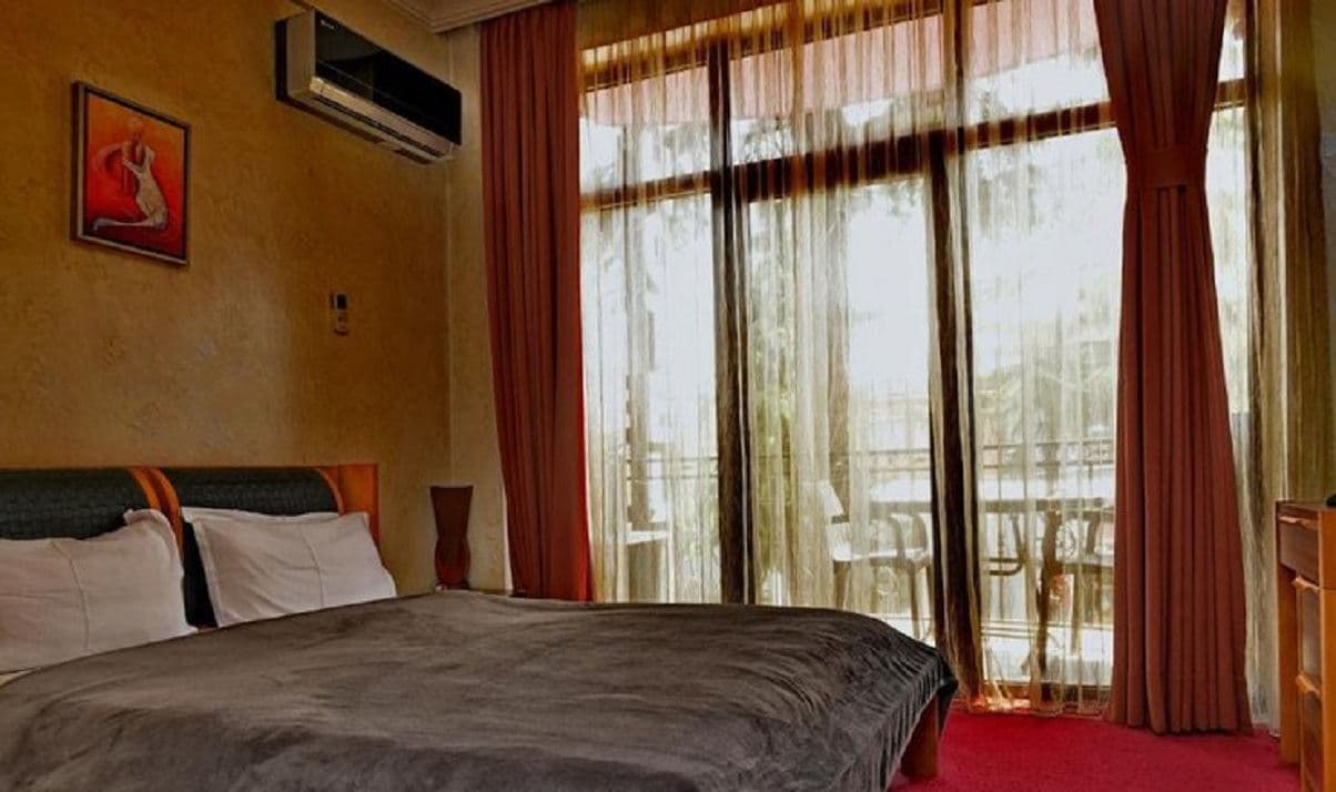 rooms-room-suite