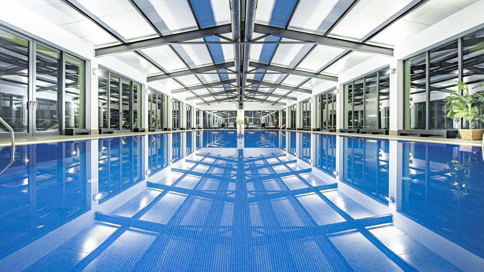 pools-indoor-pool