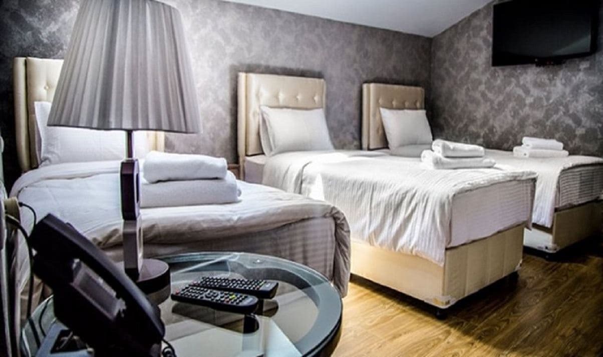 rooms-room-trpl