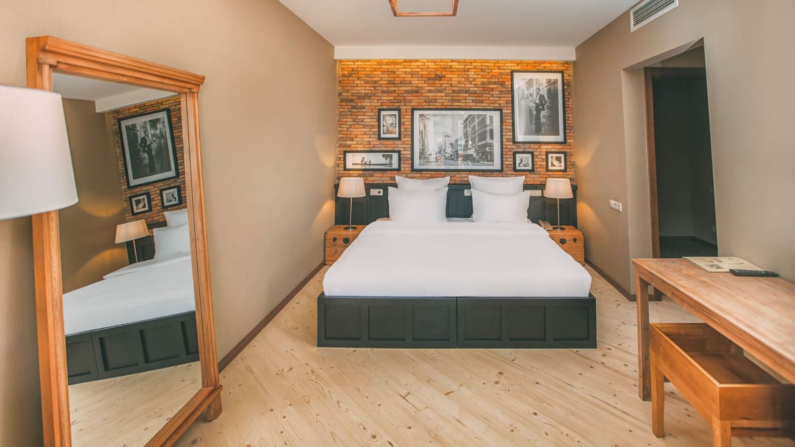rooms-dbl-deluxe