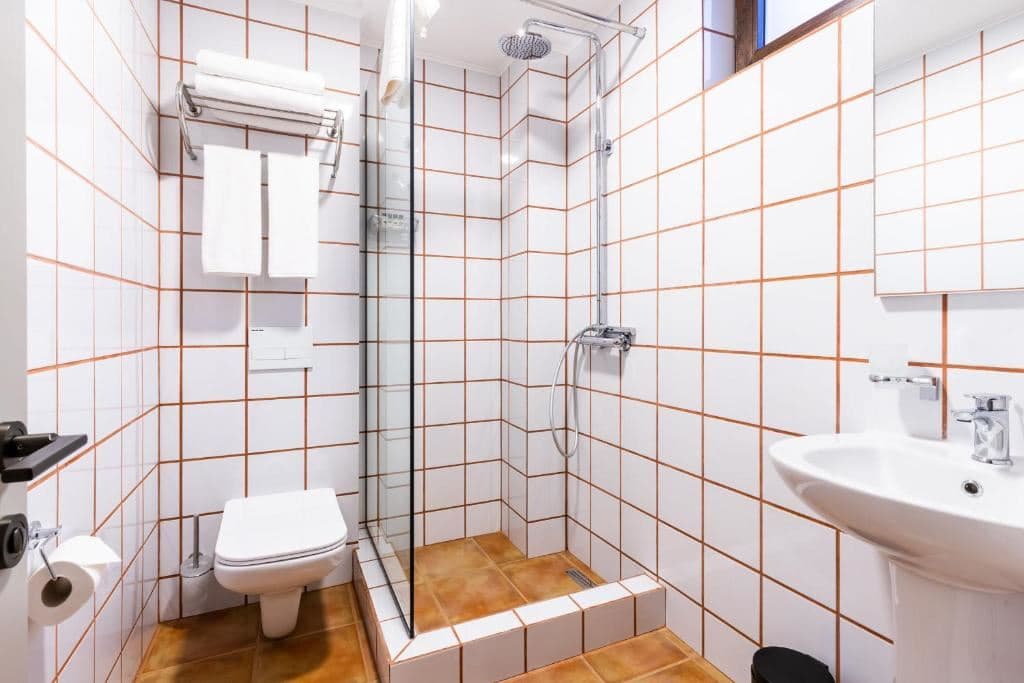 rooms-tripl-room