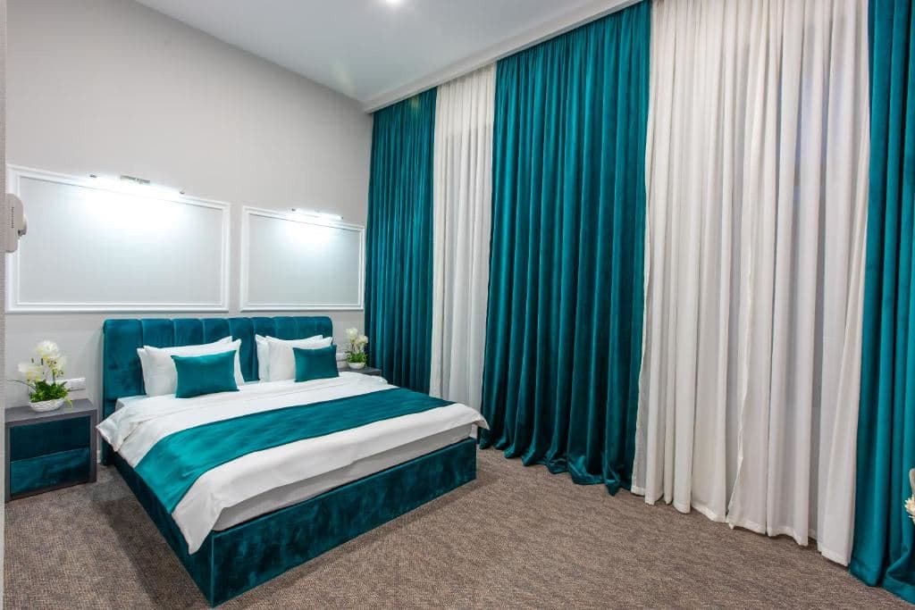rooms-family-room