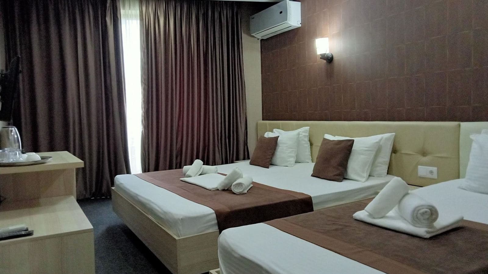 rooms-trpl