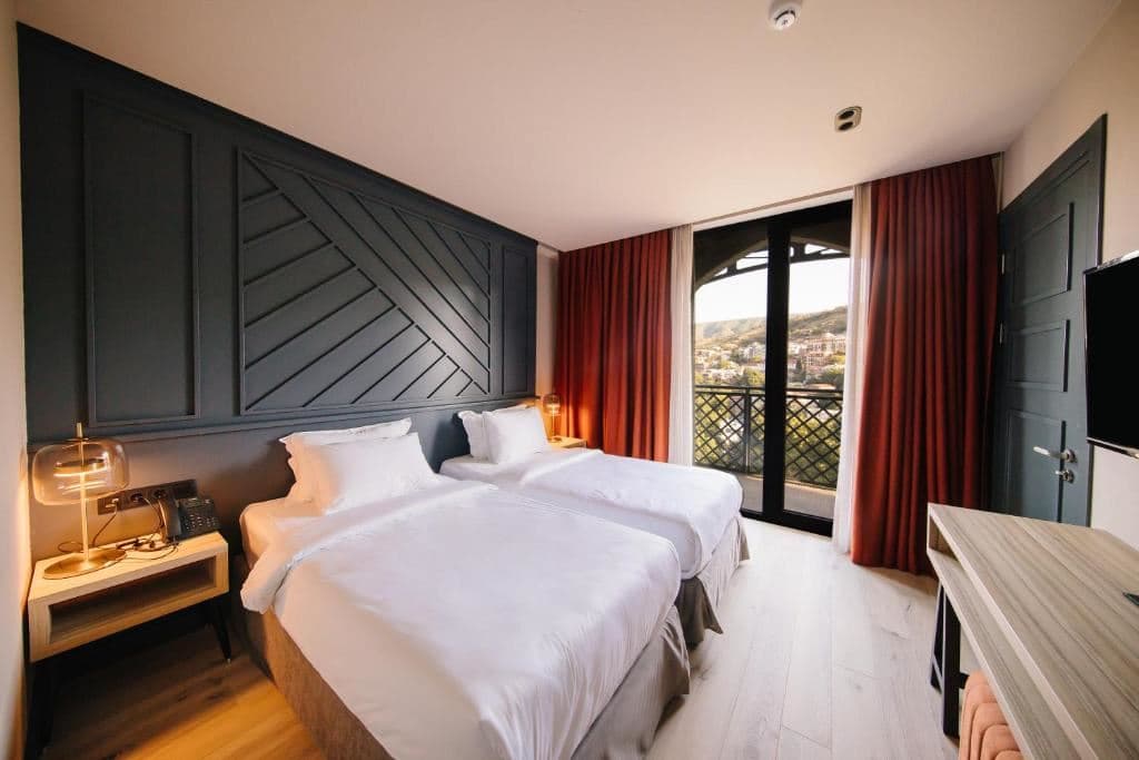 rooms-family-room