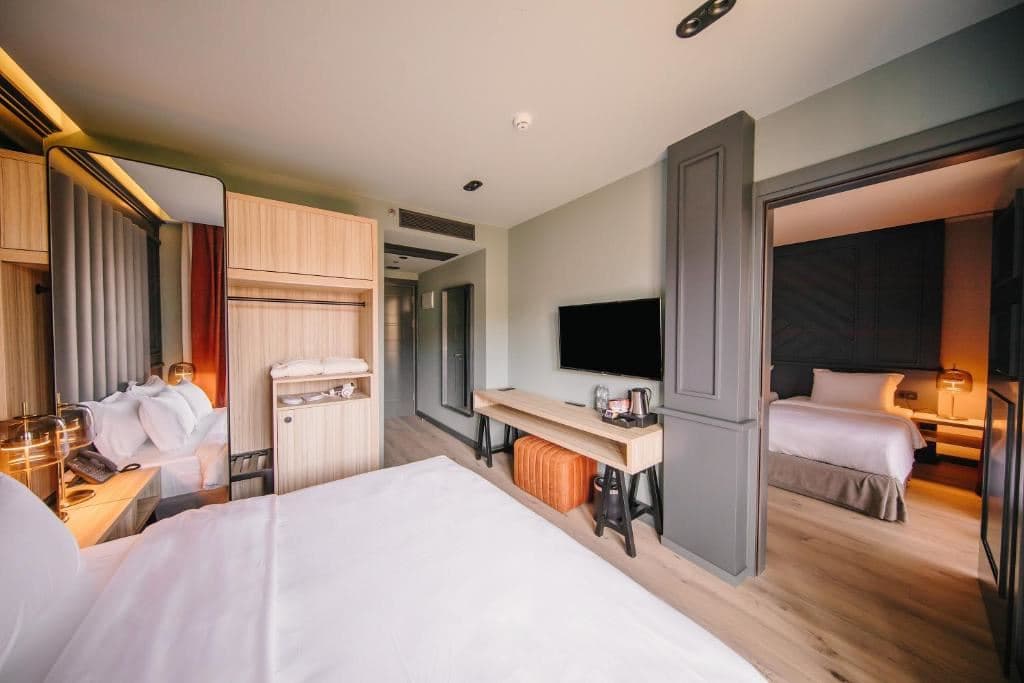 rooms-family-room
