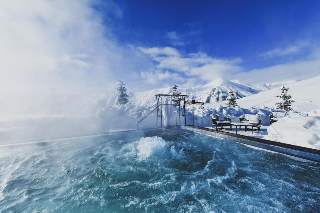 pools-outdoor-pool