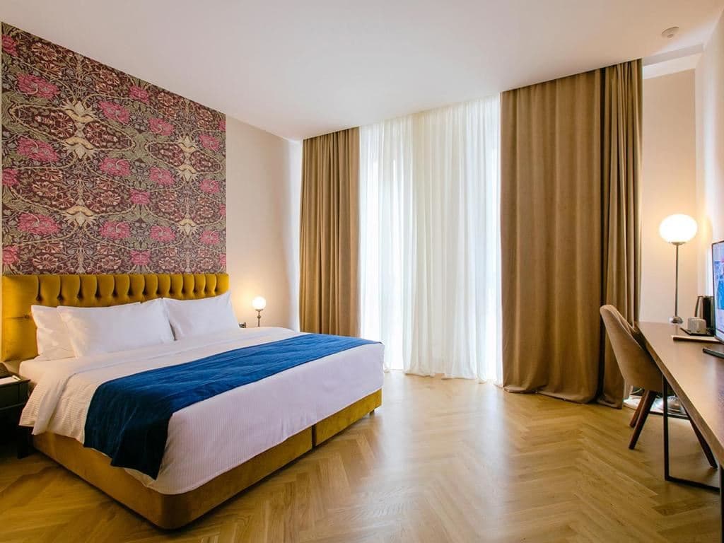 rooms-twindbl-room