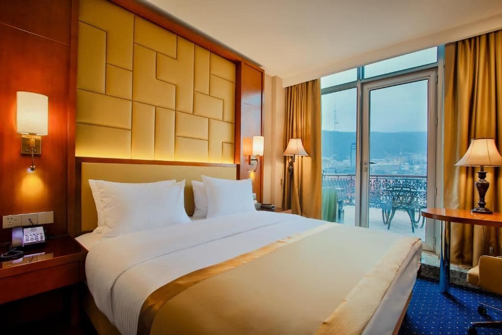 rooms-superior-dbl-wterrace