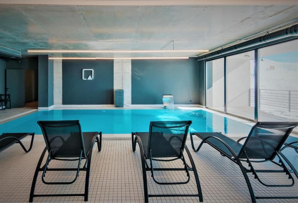 pools-indoor-pool