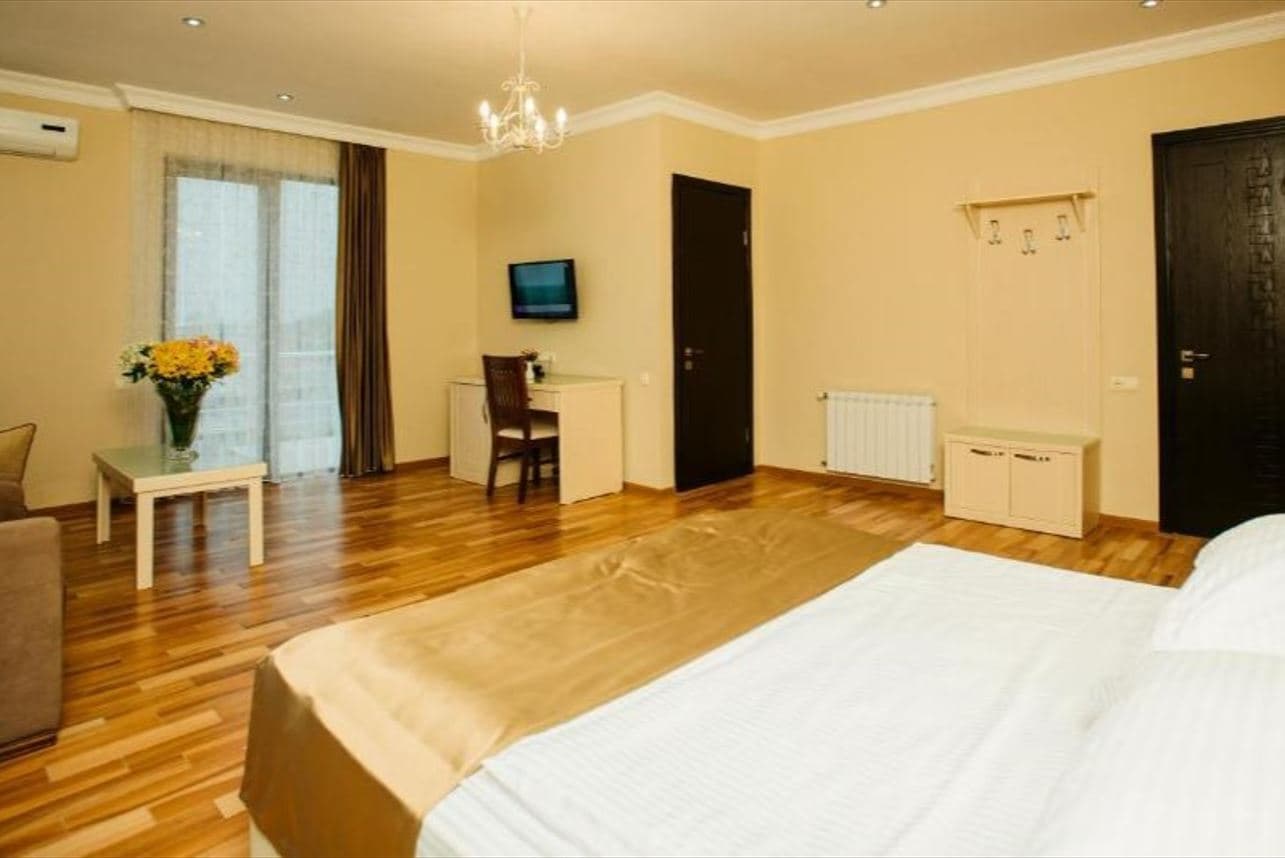 rooms-deluxe-cv