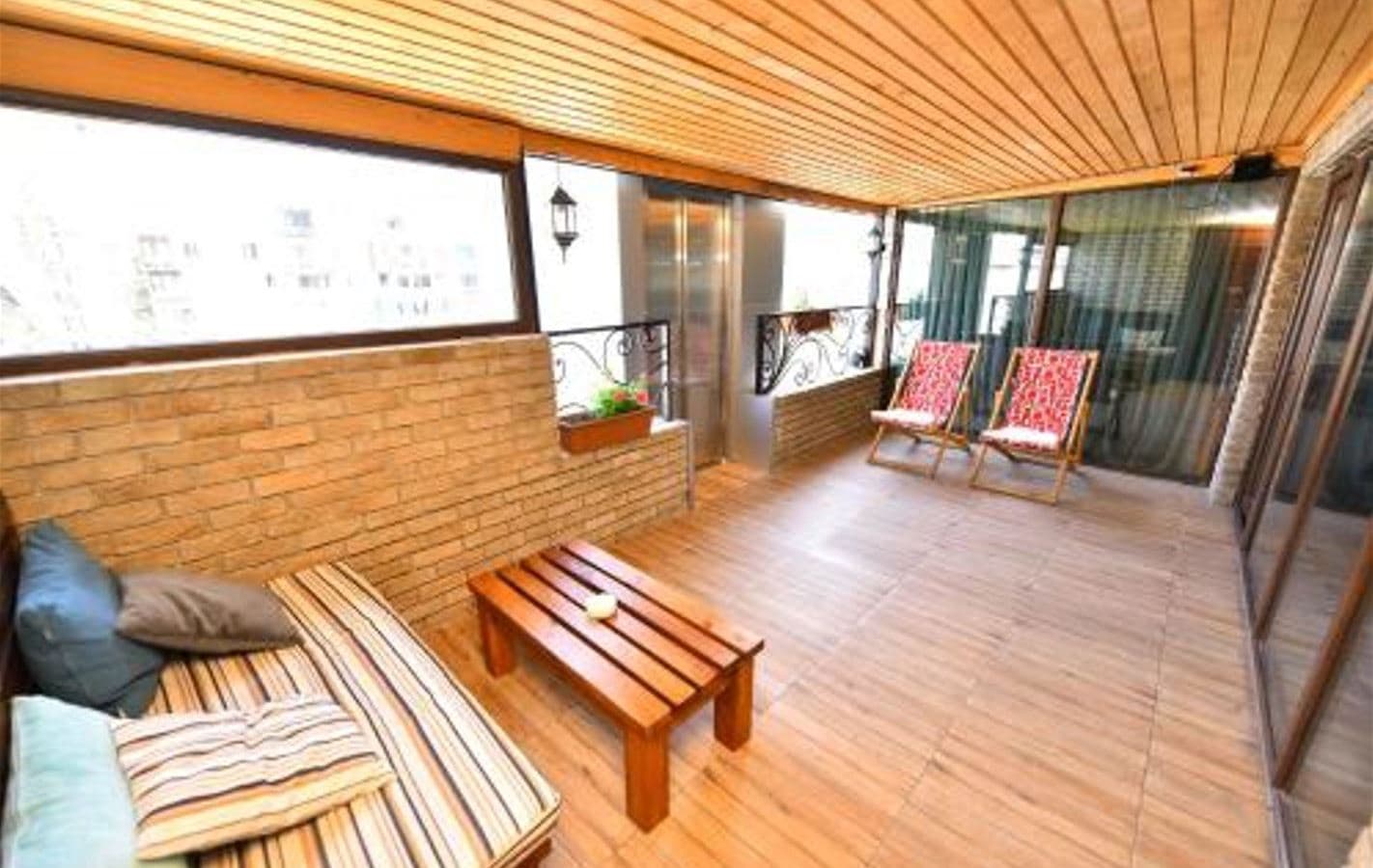 rooms-lux-with-balcony-and-terrace-2-pax