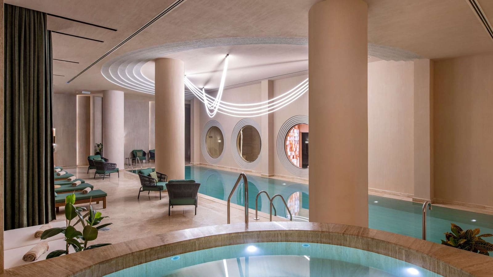 pools-indoor-pool