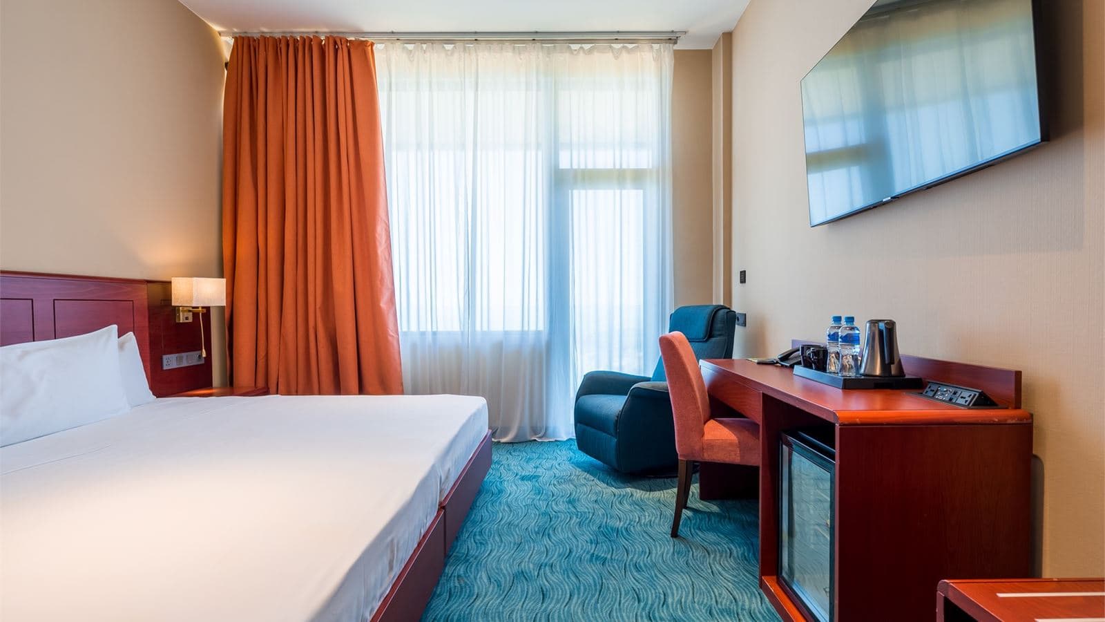 rooms-standard-twincalifornia-king-room-dbl