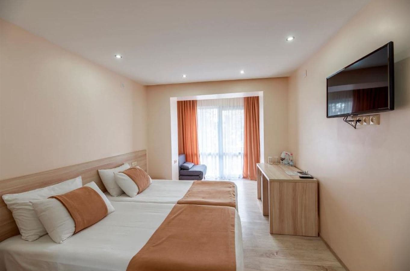 rooms-dbl-standart-with-garden-views