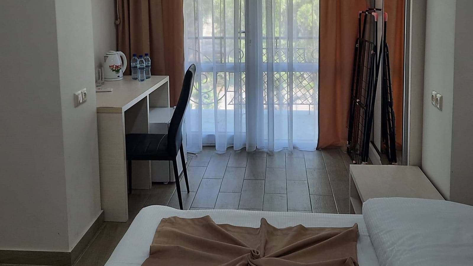 rooms-trpl-with-garden-views