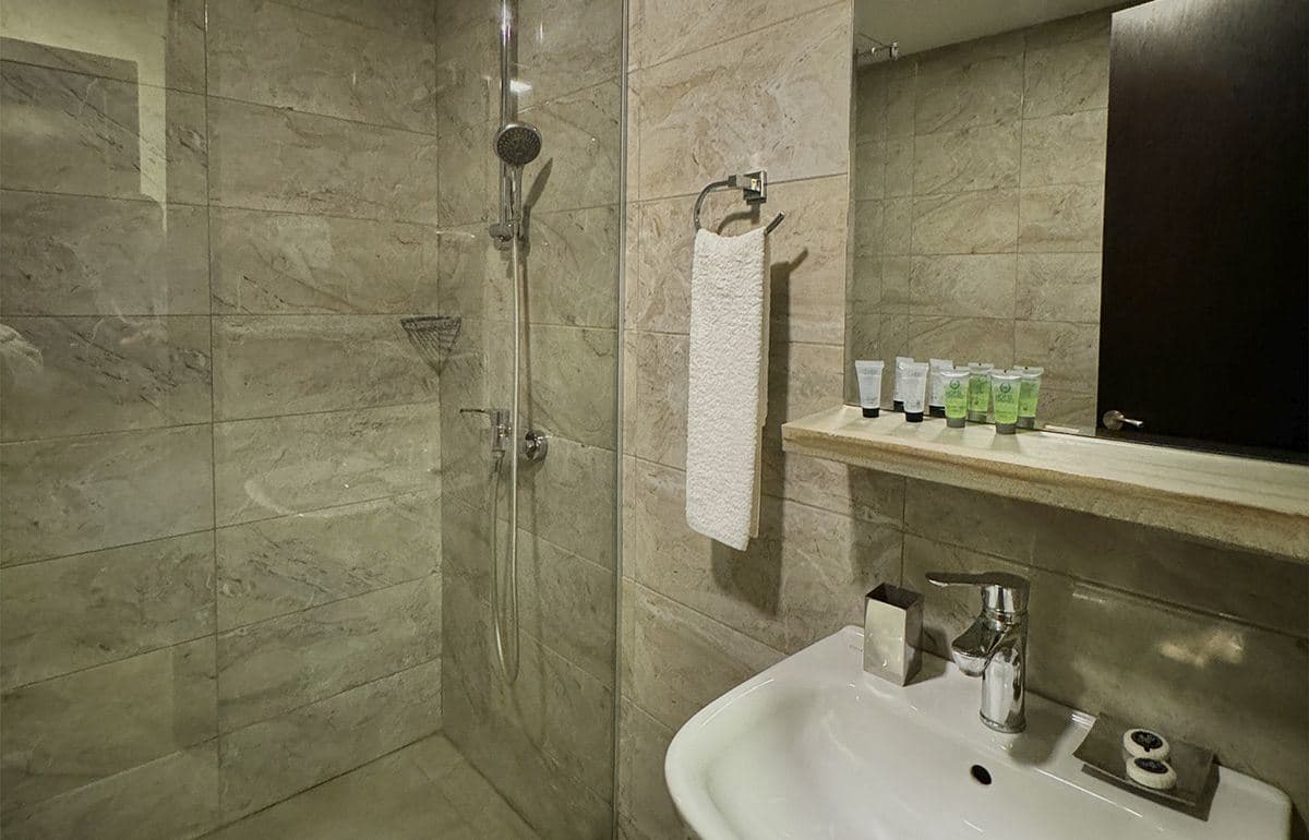 rooms-standard-trpl