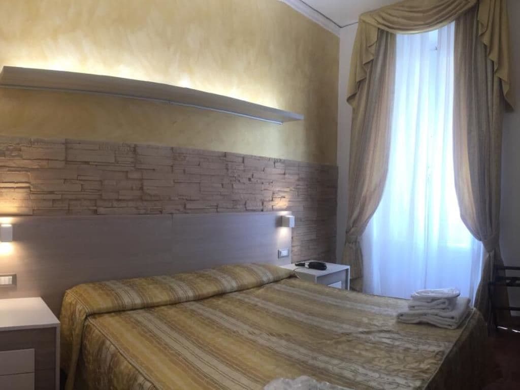 rooms-standard-room