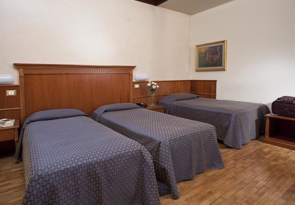 rooms-standard-room-with-balcony