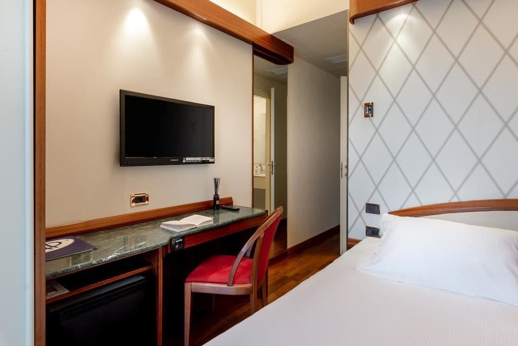 rooms-single-economy-room