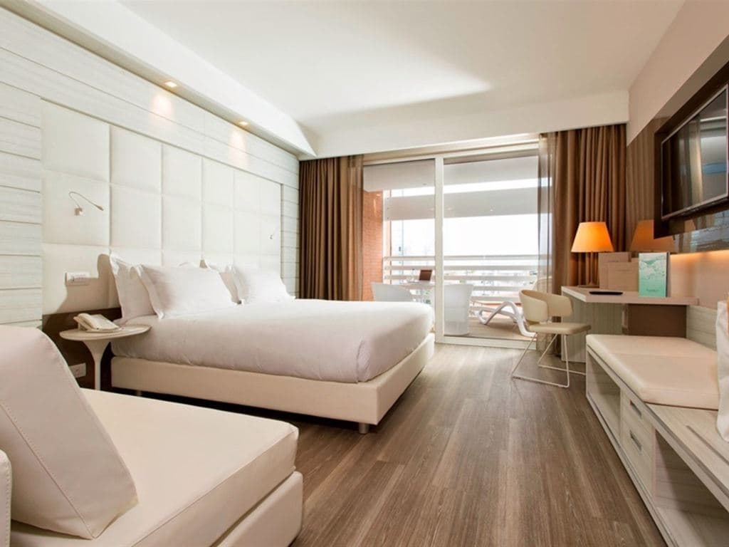 rooms-deluxe-room--2+1-ch-till-119-pax