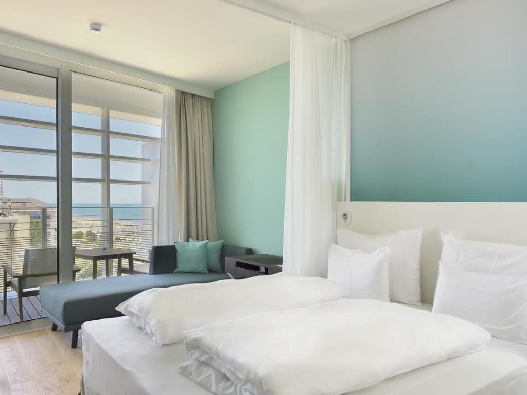 rooms-double-superior-side-sea-view
