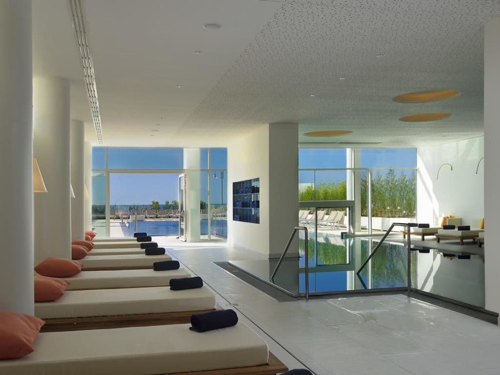 pools-indoor-pool
