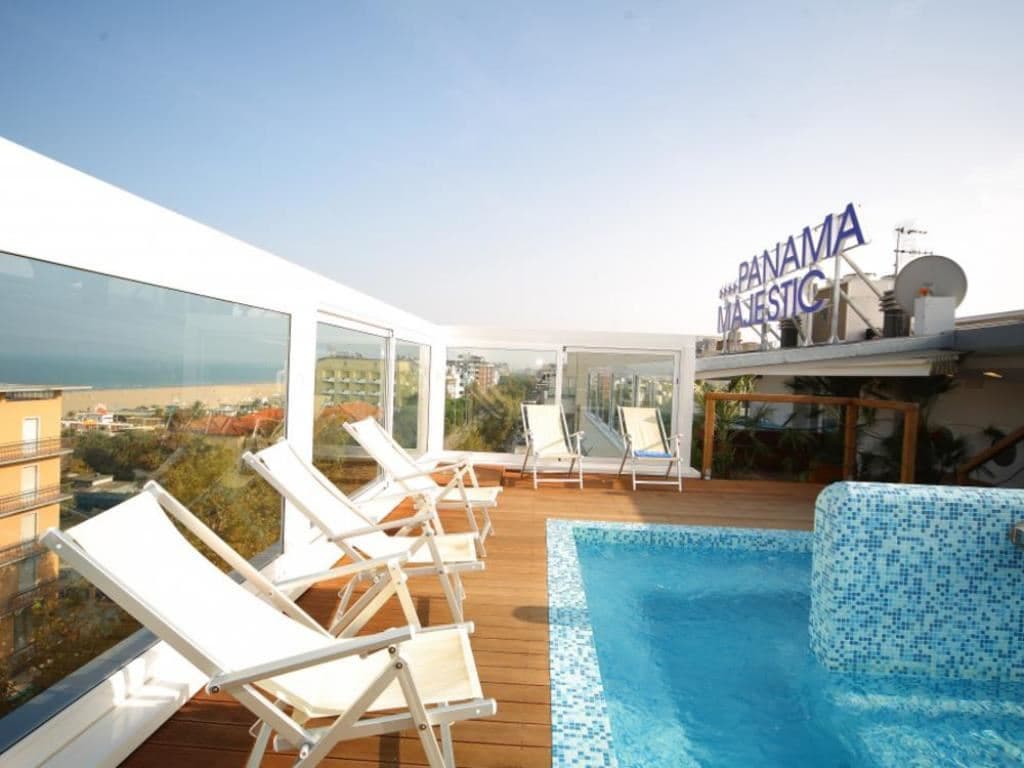 pools-outdoor-pool