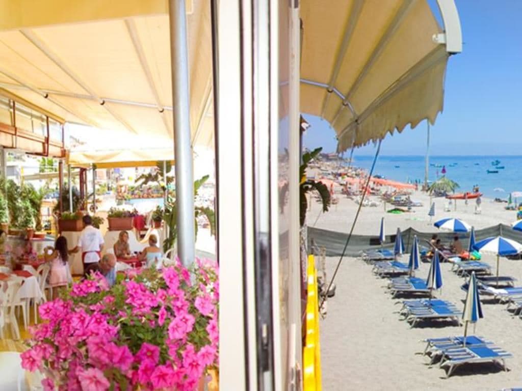 beach-beach